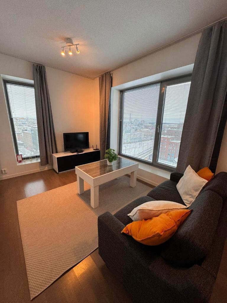 Kotimaailma Apartments - Upea yläkerroksen studio - Itsenäisyydenkatu 5