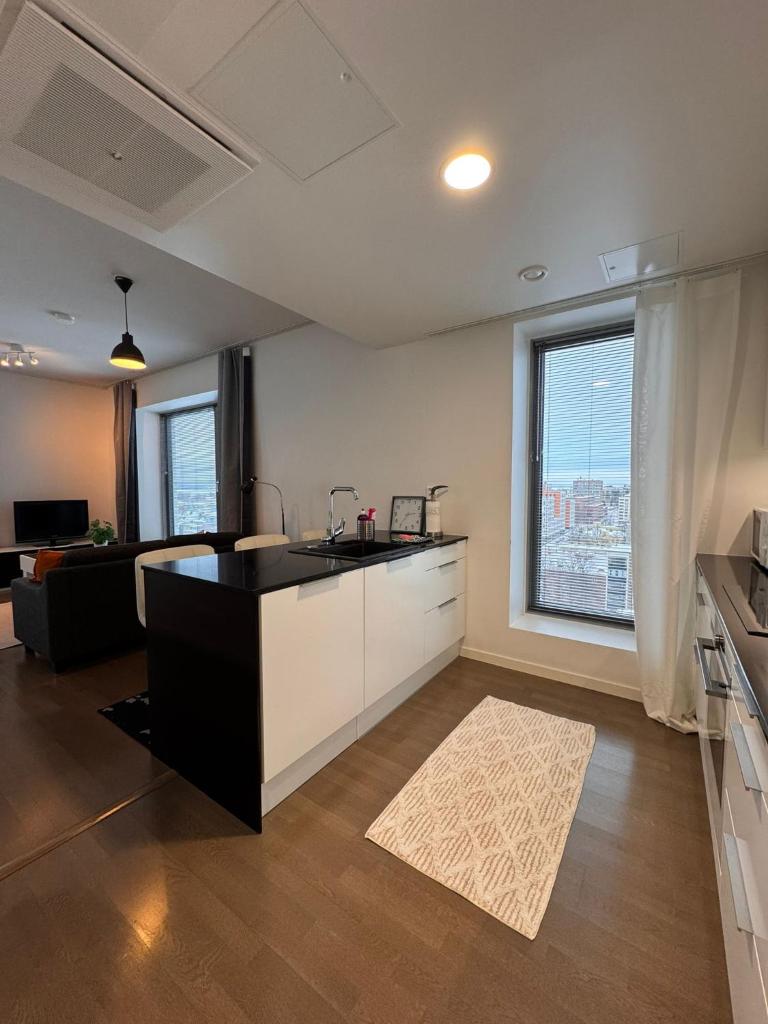 Kotimaailma Apartments - Upea yläkerroksen studio - Itsenäisyydenkatu 7