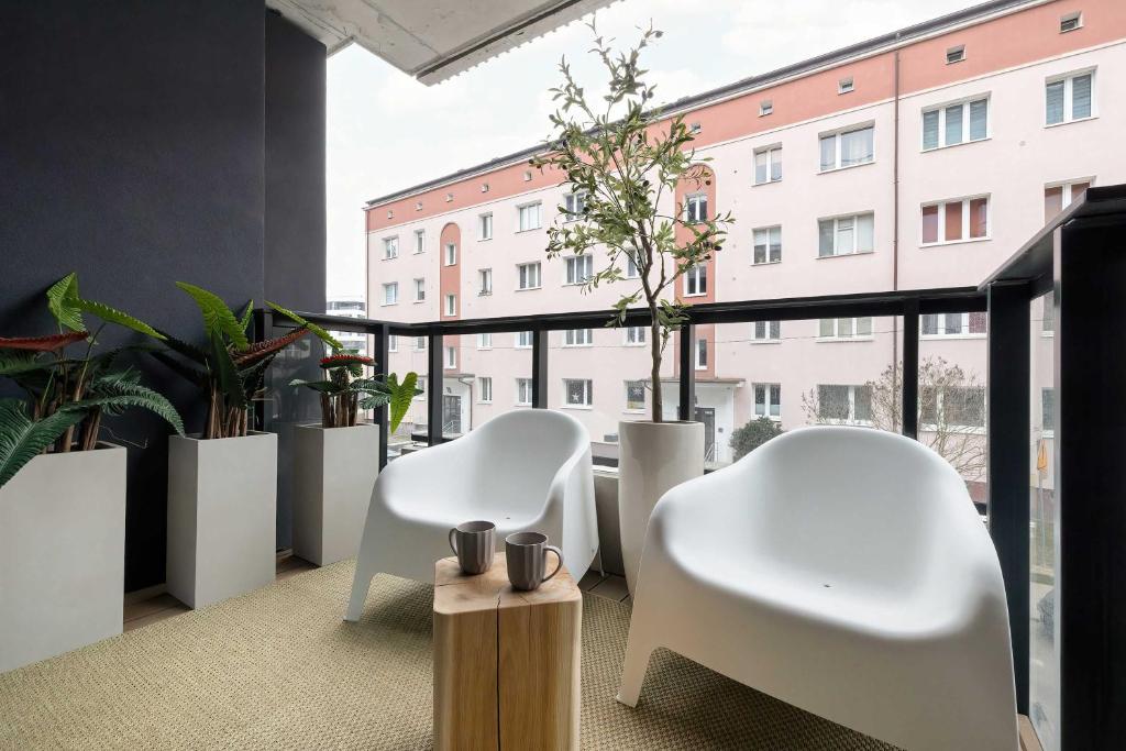 Elegant & Bright Apartment Janosika in Szczecin with Parking by Noclegi Renters 4