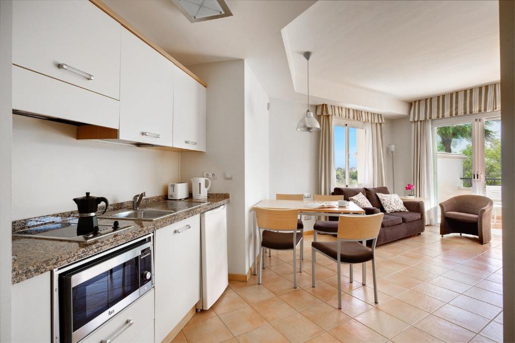 Elviria Hills Living 5
