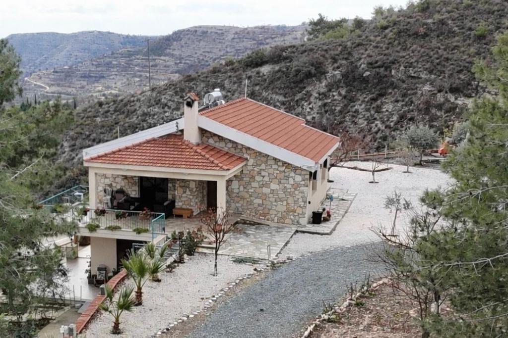 House on a Hill with Stunning Views near Troodos 7