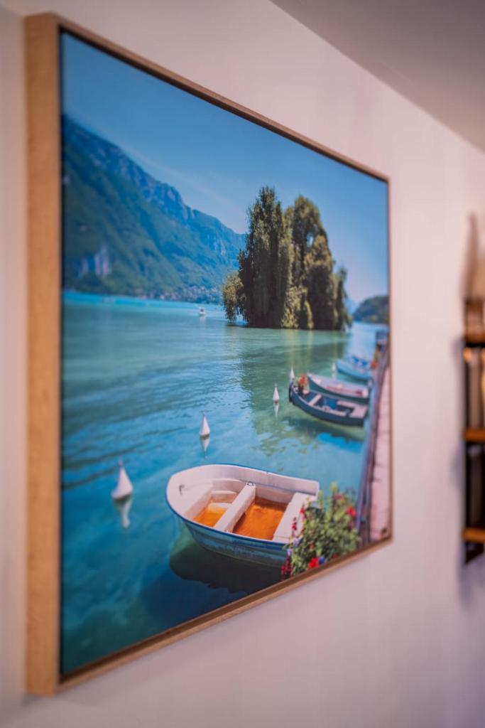Apartment 5 minutes walk from Annecy's old town 6