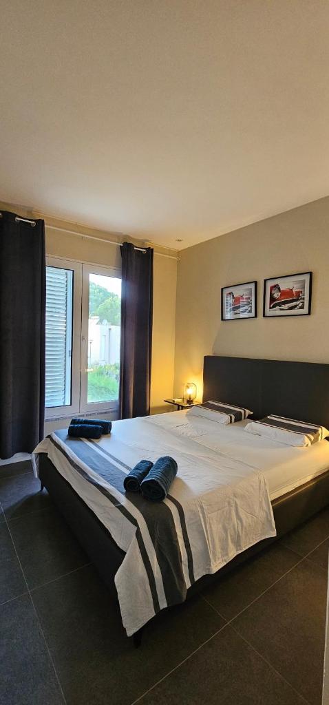 Sunset Bay Villa at Gjiri Lalzit Durres 6