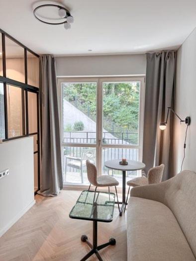 New Cozy Designer Apartment in Uzupis Walk to Old Town in a Luxury Building Garden View Balcony 2