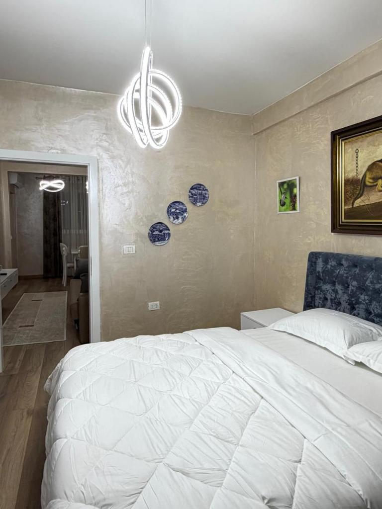 Luxury Apartment 1 Near Square 21 2
