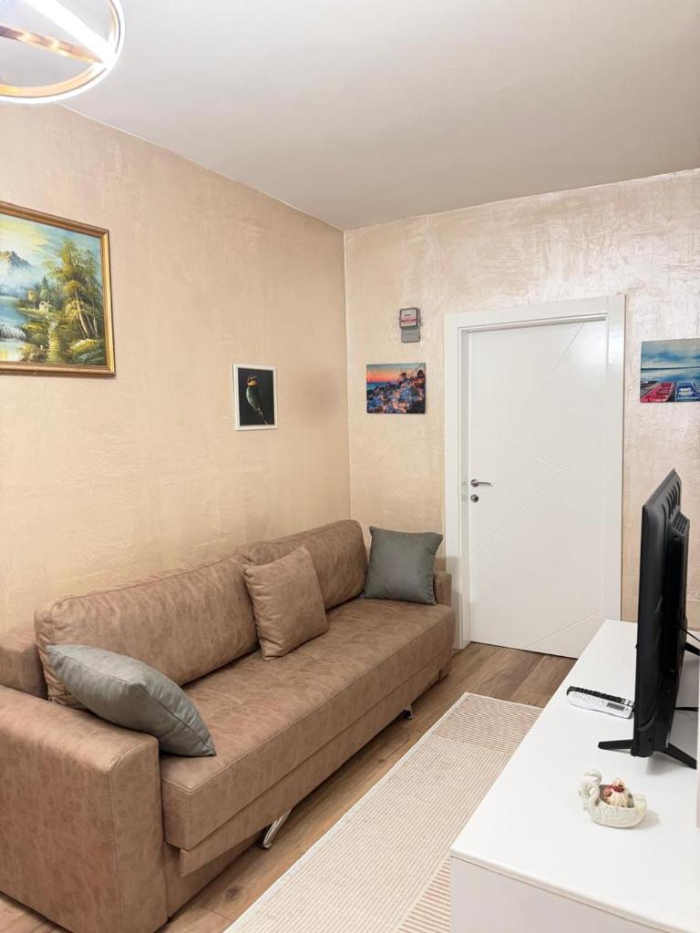 Luxury Apartment 1 Near Square 21 7