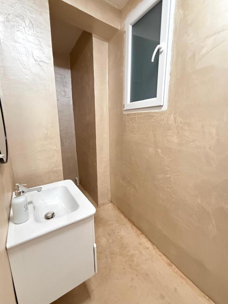 Luxury Apartment 1 Near Square 21 3