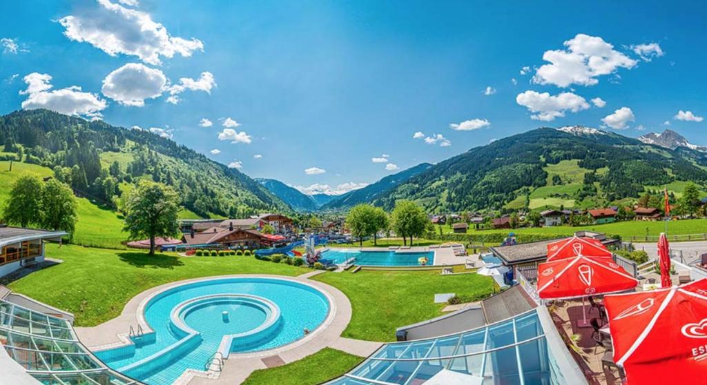 Chalet Franzi - Ruhiges Chalet mit Bergblick, Garten und gratis Eintritt ins Solarbad 5