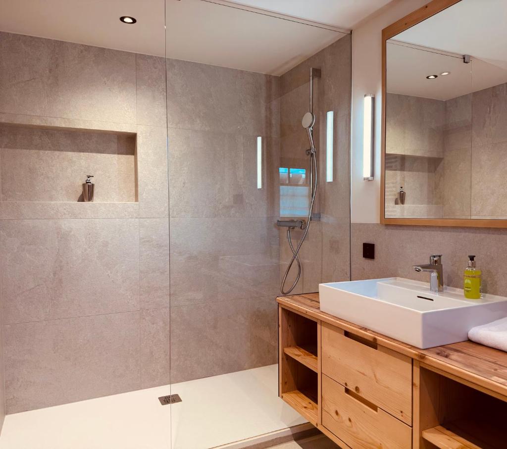 ALPIN CHARME APARTMENTS 3 x Boutique Alpine Living 3