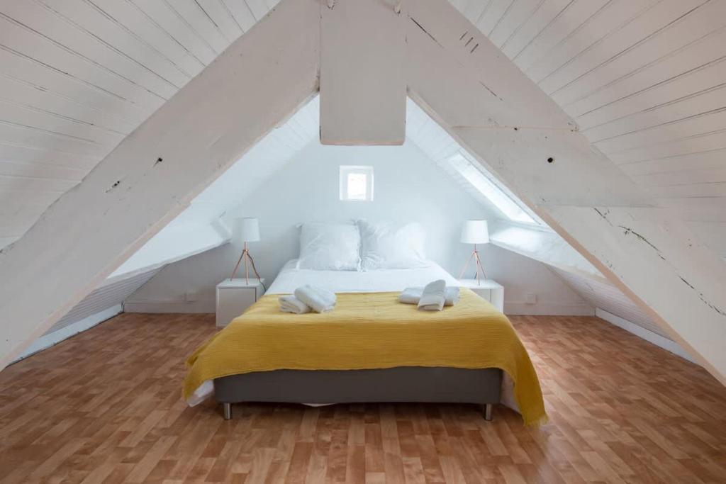 AR PENNITI - Magnifique maison en pierre proche plage 4