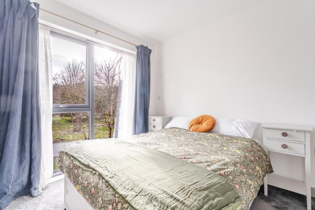 Spacious 2 Bed Apartment in Arno's Vale, Bristol 7