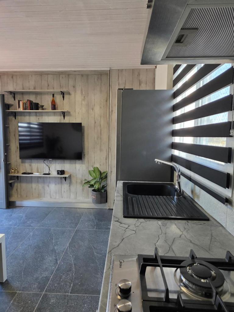 Relaxing small home 8