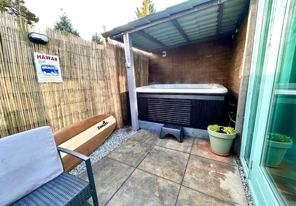 Cozy Beach house with private jacuzzi & garden between Amsterdam Haarlem and Schiphol Airport 5