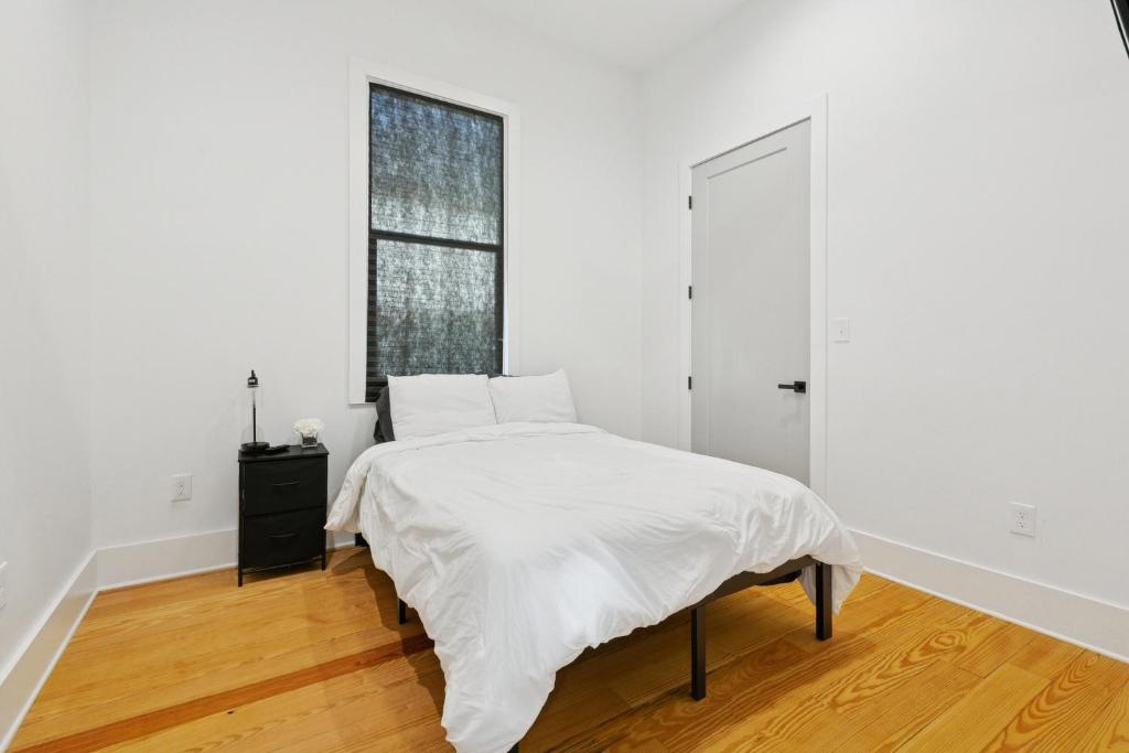 The Royal Haus NOLA 3 Bed Beauty 2