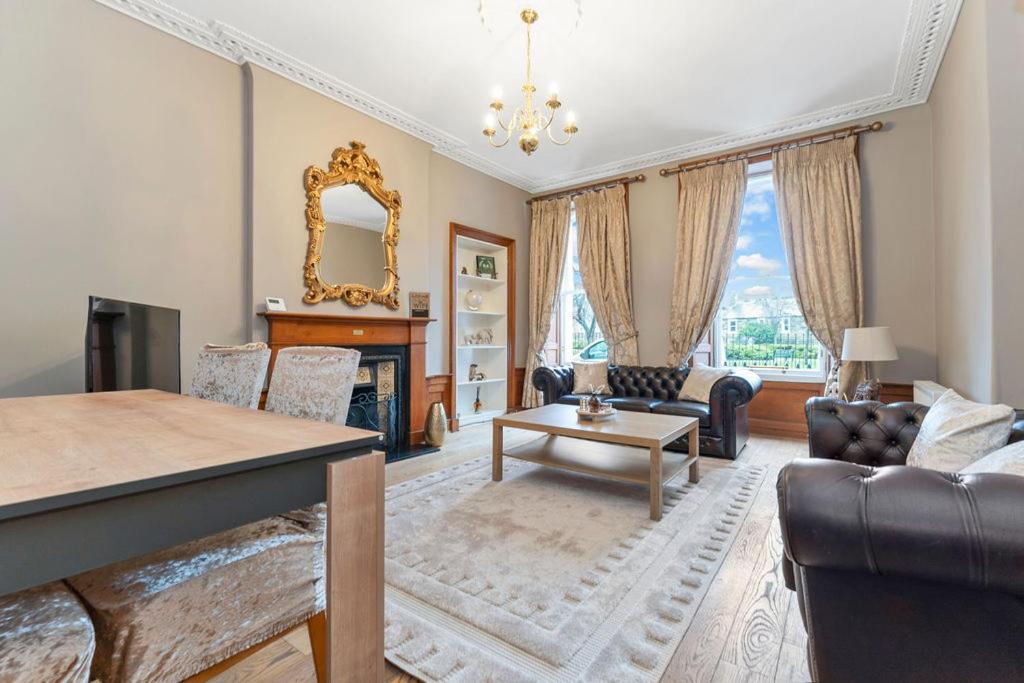 Gardners Crescent 1