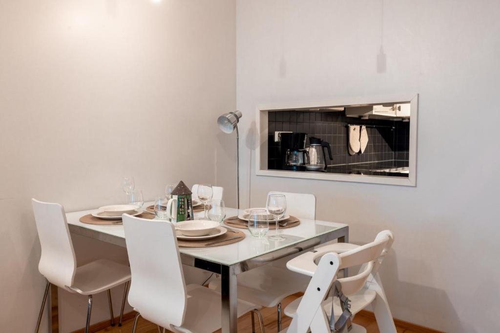 2ndhomes Modern Studio in Kamppi Center with Balcony & Sauna 7