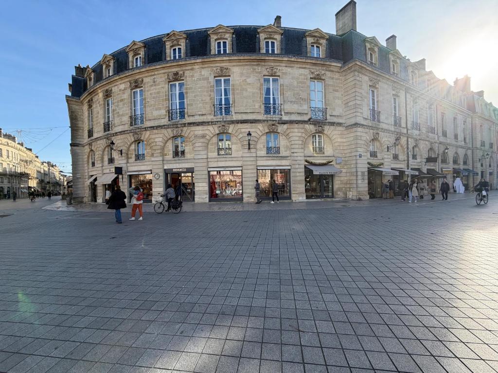Maison Ingwë - Place Gambetta 5