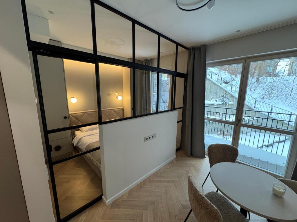 New Cozy Designer Apartment in Uzupis Walk to Old Town in a Luxury Building Garden View Balcony 3
