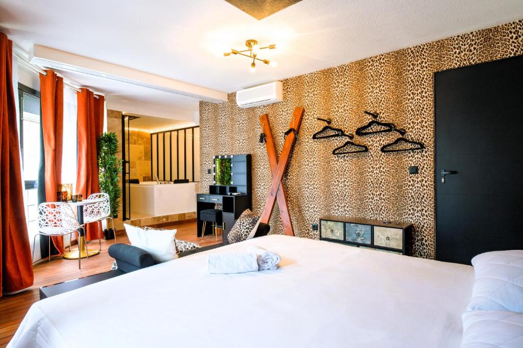 Cristalys Loveroom & Spa 2
