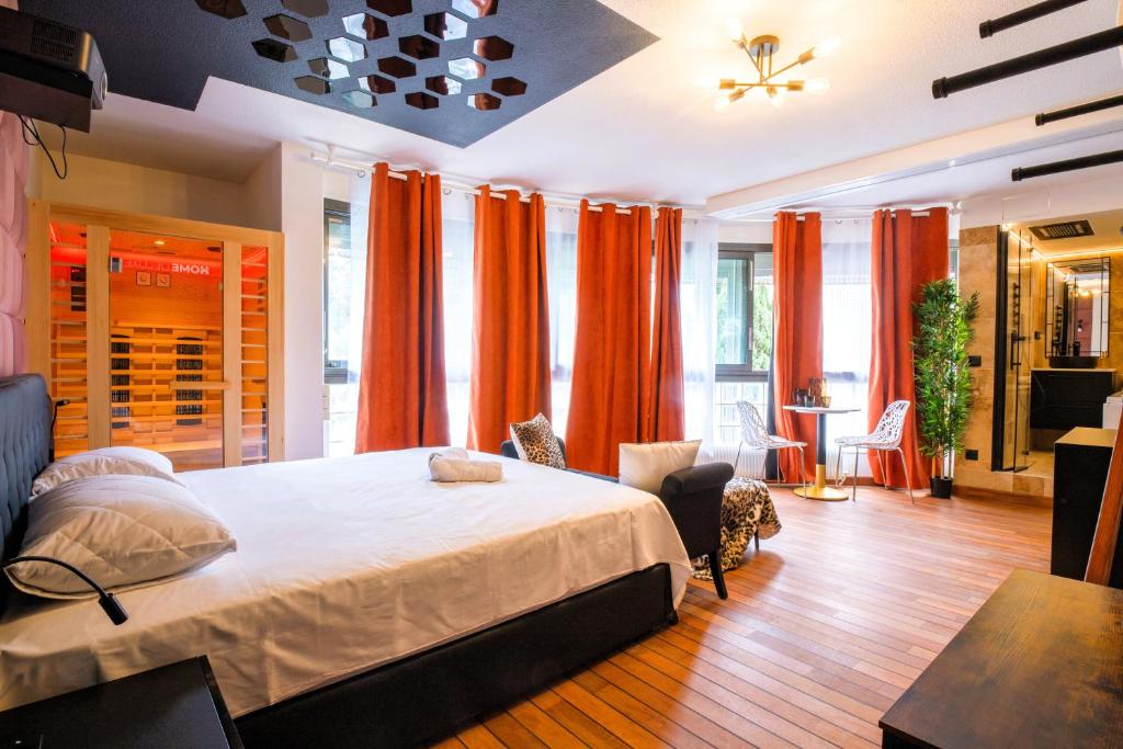 Cristalys Loveroom & Spa 6