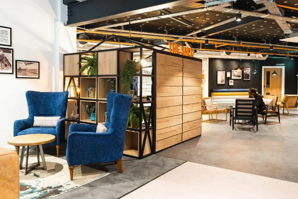 For Students Only - Altura Birmingham 4