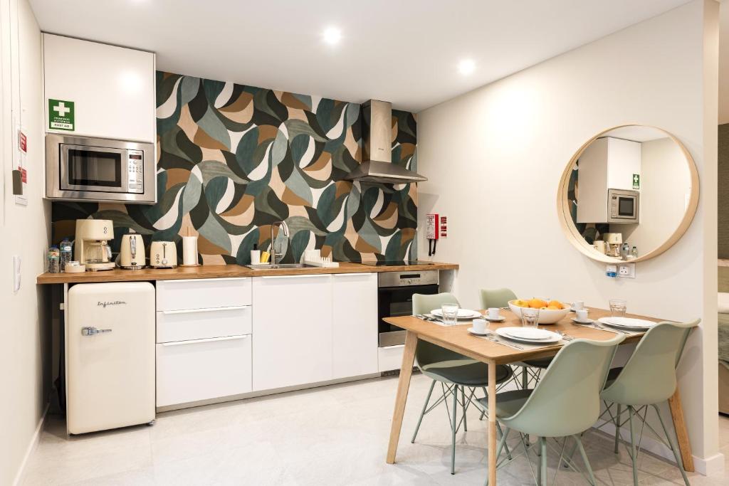 Villa 41 - Private Studios Faro Airport, Beach and City Center 4