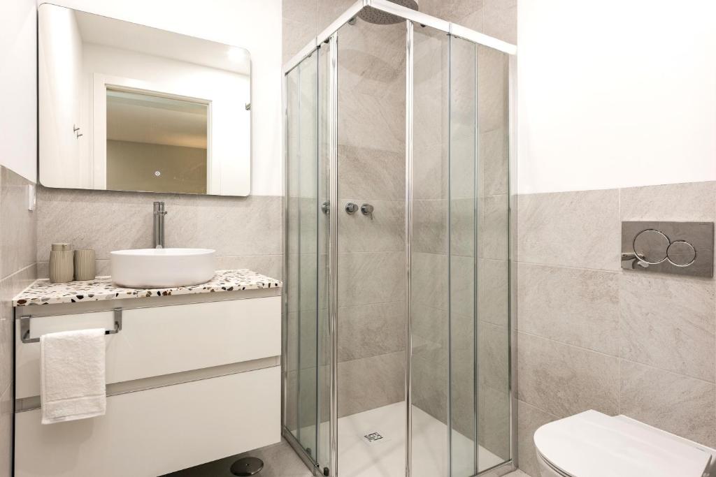 Villa 41 - Private Studios Faro Airport, Beach and City Center 8