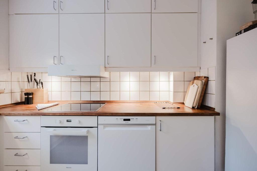Bright & Charming 3-Room Apt 5