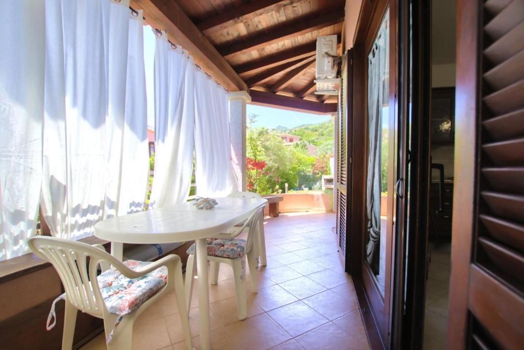 5 minutes to the sea - Villetta Mediterranea