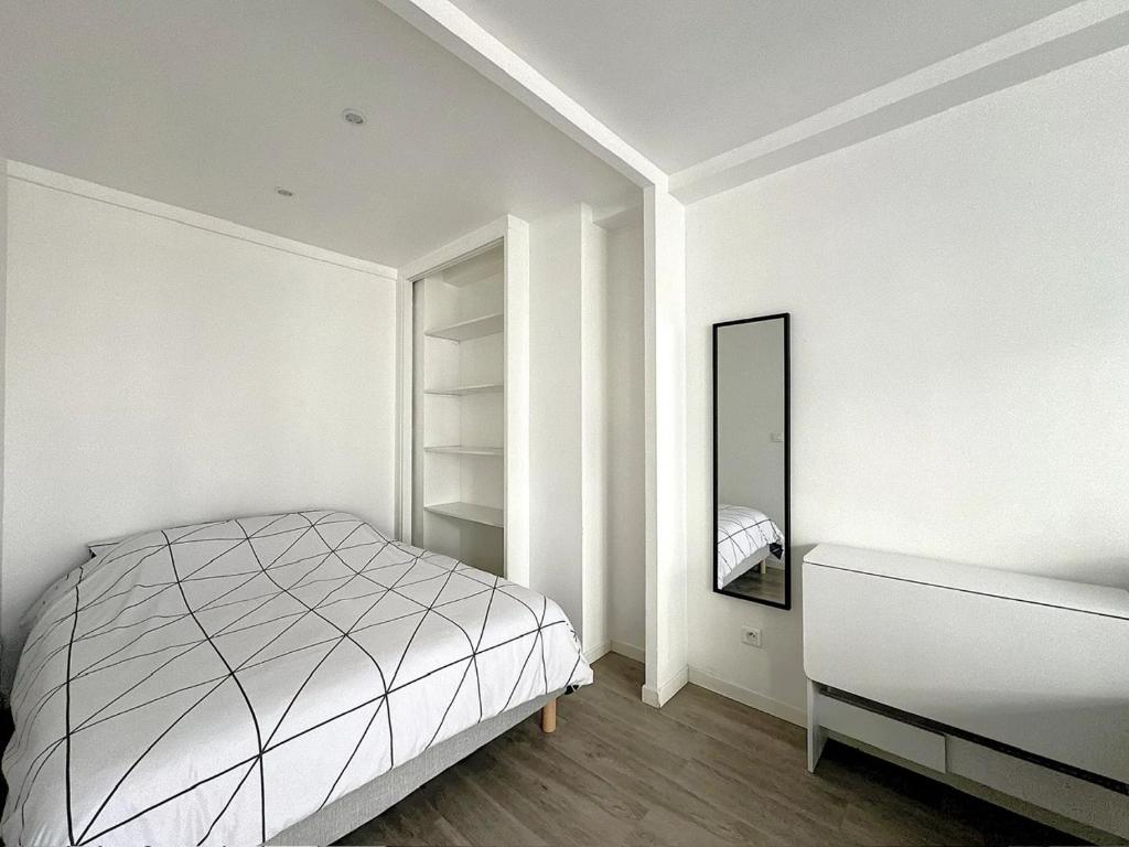 Superbe appartement avec terrasse centre-ville et plage à 5 min 6