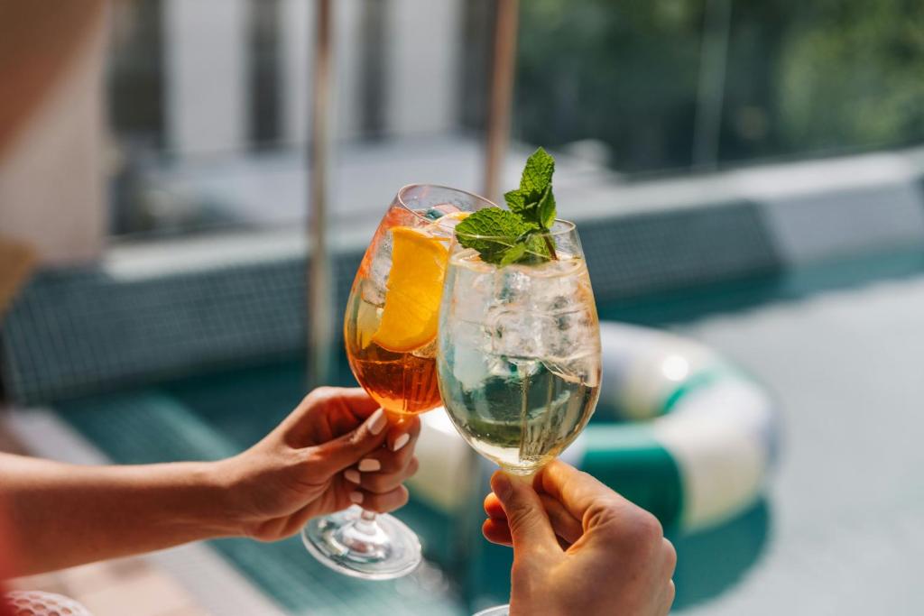 The Social Hub Madrid Extended Stay 8