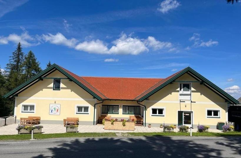 Gästehaus Hebalm - Alleinnutzung bis 50 Personen, 900 m2 1