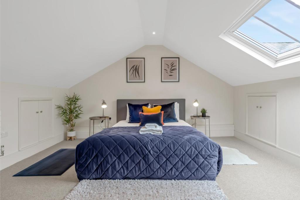 Osbourne House - BLUE 2 Bedroom,2 and half bath 7