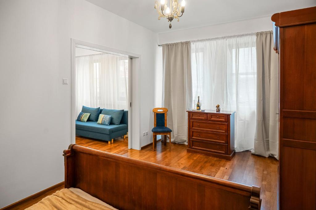 Stepup Apartment, City Center Bucharest, Magheru Blvd View, Elegant Stay 7