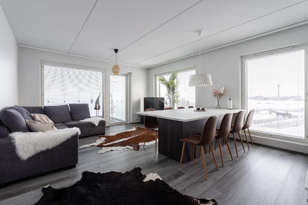 Luxurious Penthouse - Hot Tub & Sauna 7