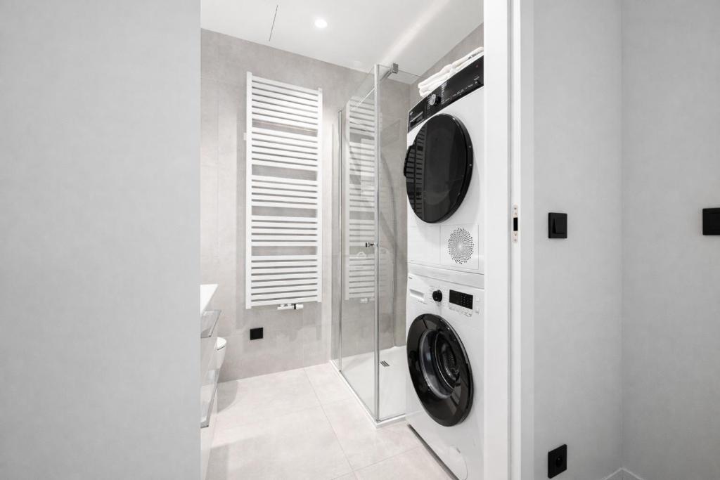 Towarowa Towers Residences 2