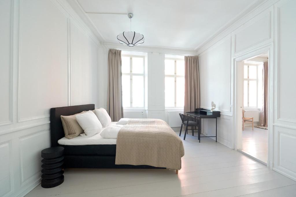 Cozy Apartments in Heart of Copenhagen Near Strøget & Højbro Plads 8