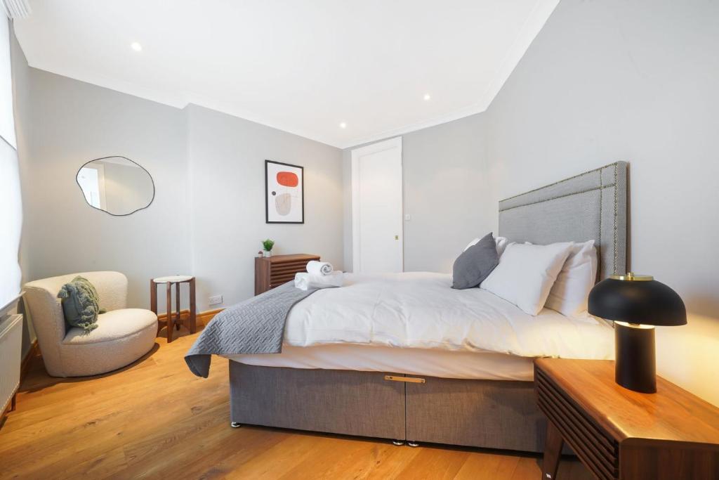 Chic 1 Bed Terrace Apartment in Notting Hill FREE WIFI by City Stay Aparts London 7