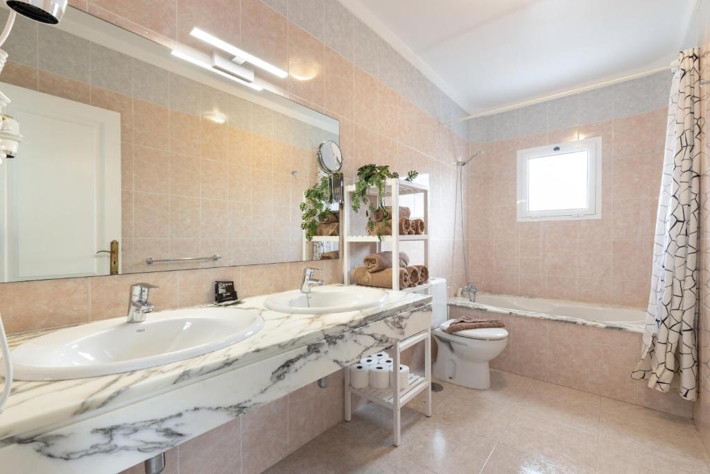 CASA LA GERIA - 3 by Escape Home 8