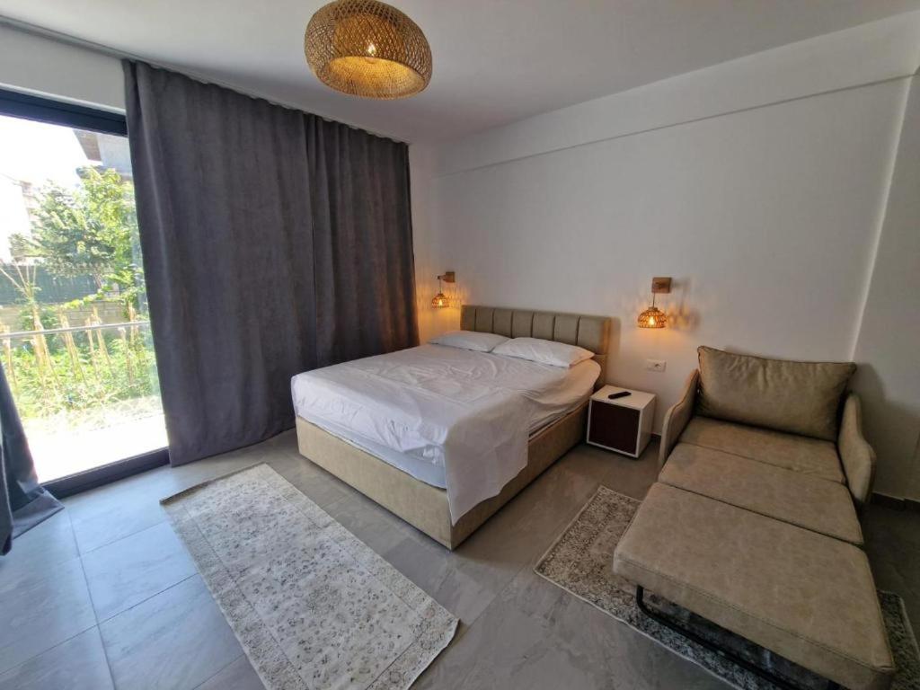 Arta's Beach Apartments 5