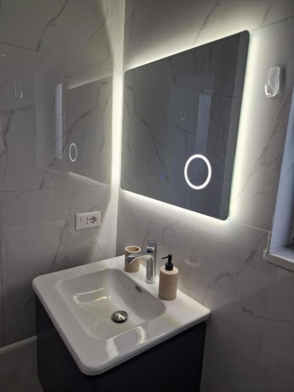 Arta's Beach Apartments 7