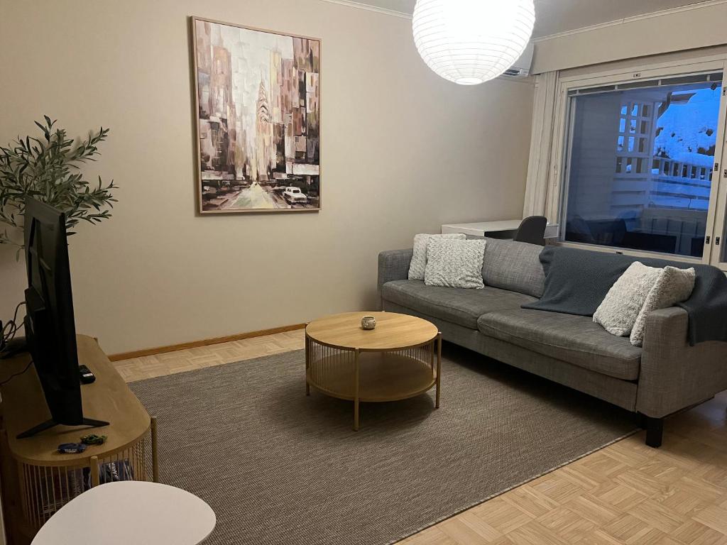 Gem of Vuosaari - private sauna, free parking and WiFi, walking distance from metro 5