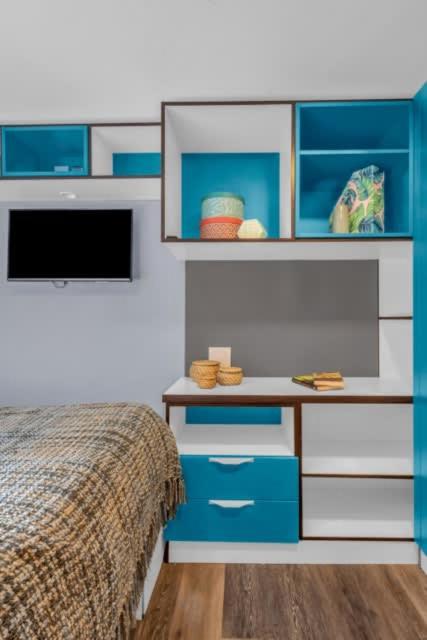 Studio For 2 In Leeds Free Breakfast 8