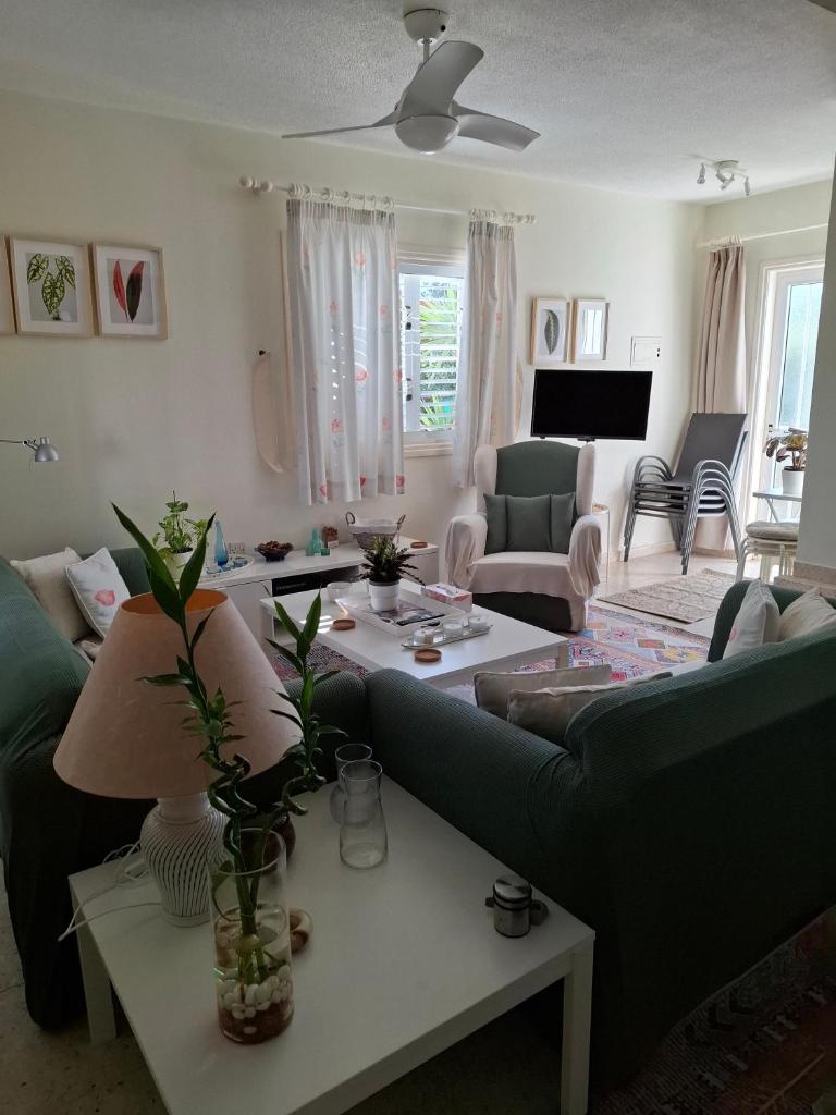 Soleil Residence - Charming 2BR Holiday House with Garden at Protaras - Konnos Area 5