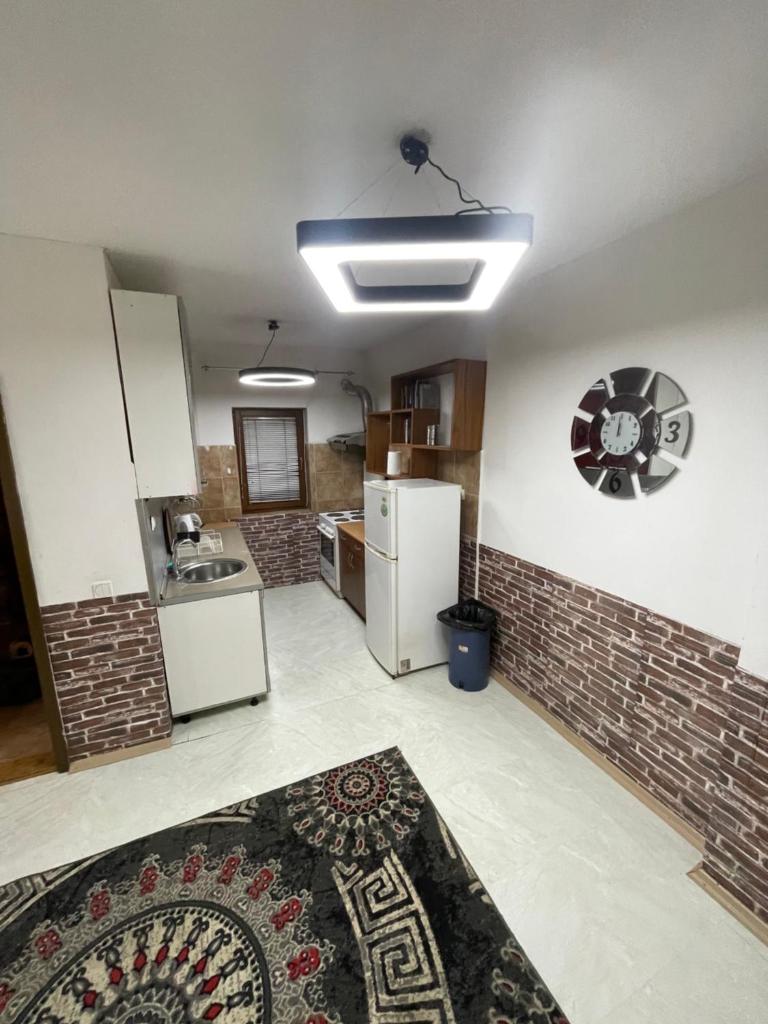House in Center 8