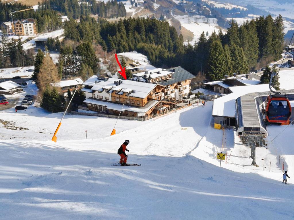 Kitzski, Ski-in-out right next to gondola lift with Garage