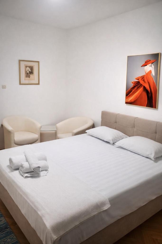 Balkan Beauty Stays by He-Ra Apartments Skopje 7