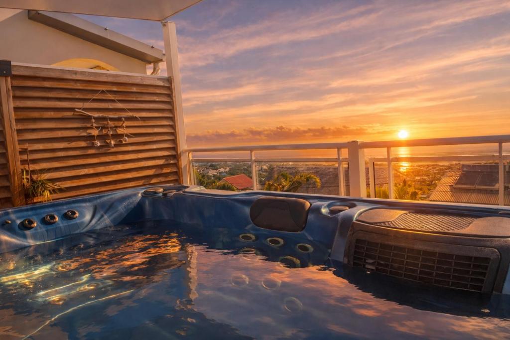 Spa Rooftop & Piscine chauffée- Villa des 4 Sens vue Océan 2
