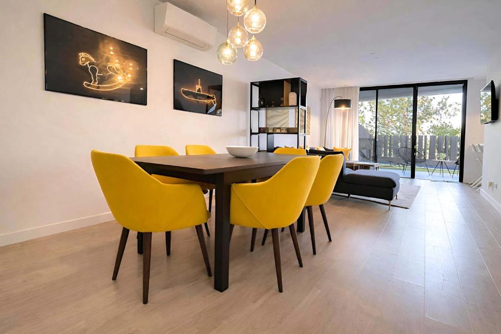 Casa Aire de Mar - Exclusive Villa with Private Pool in Baviera Golf 5