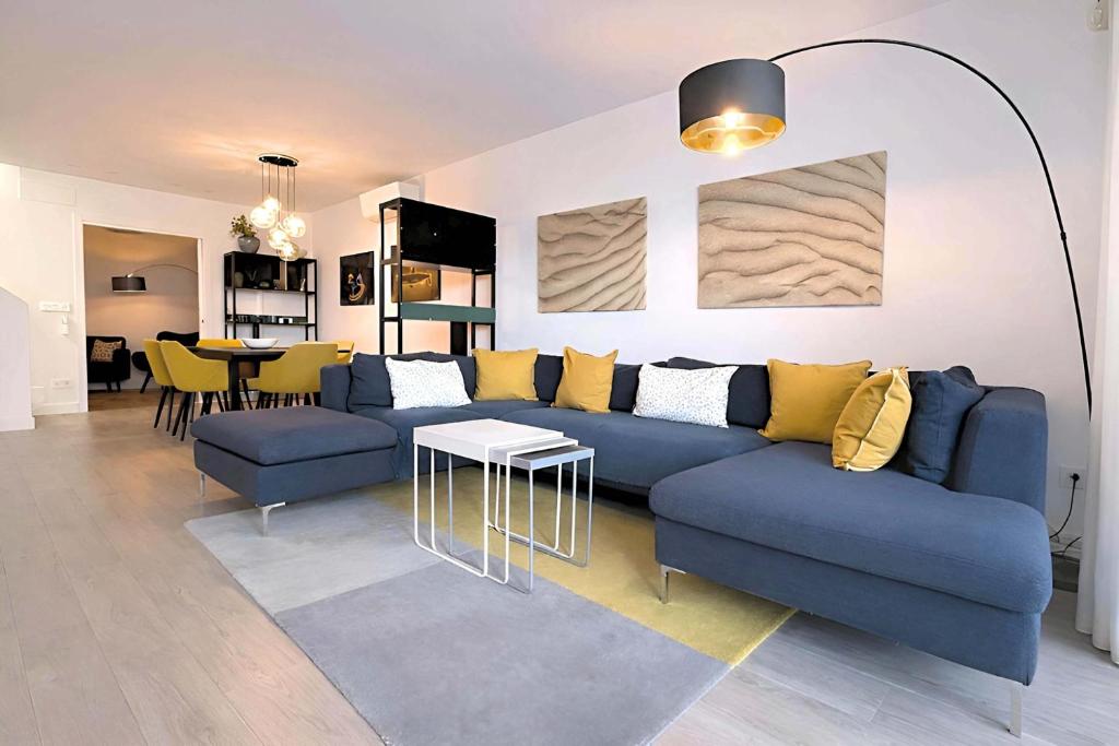 Casa Aire de Mar - Exclusive Villa with Private Pool in Baviera Golf 4